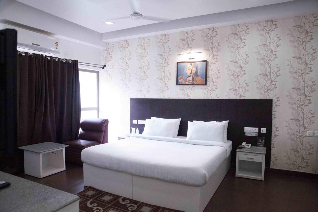 Hotel Central Park Siliguri Oda fotoğraf