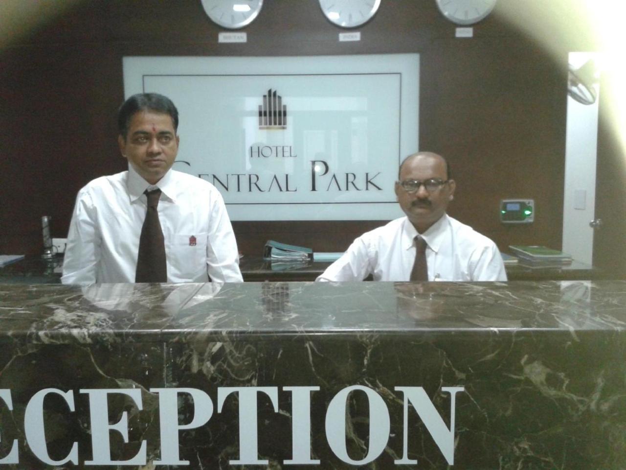 Hotel Central Park Siliguri Dış mekan fotoğraf