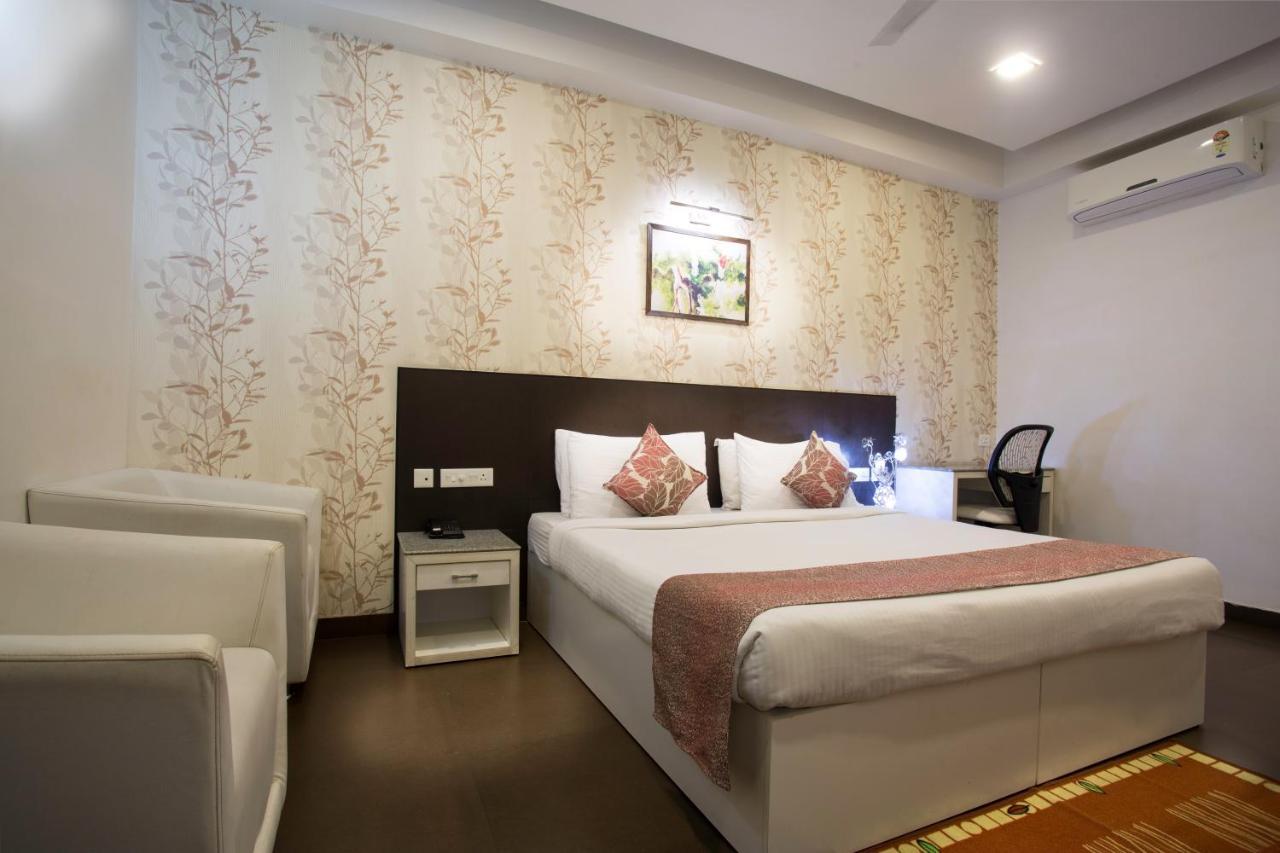 Hotel Central Park Siliguri Dış mekan fotoğraf