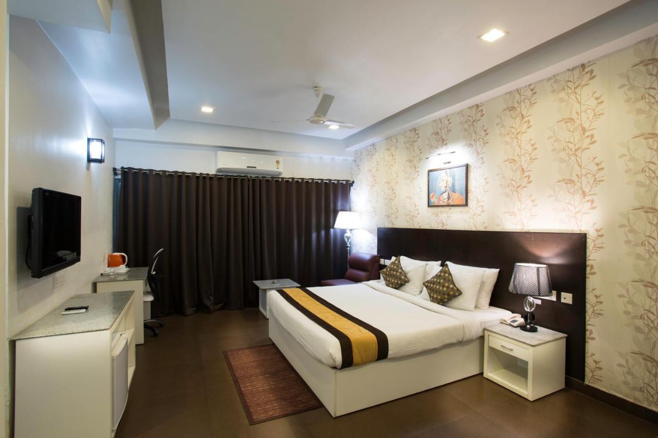 Hotel Central Park Siliguri Dış mekan fotoğraf