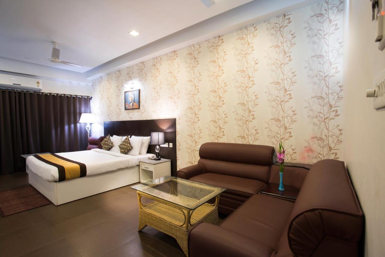 Hotel Central Park Siliguri Dış mekan fotoğraf
